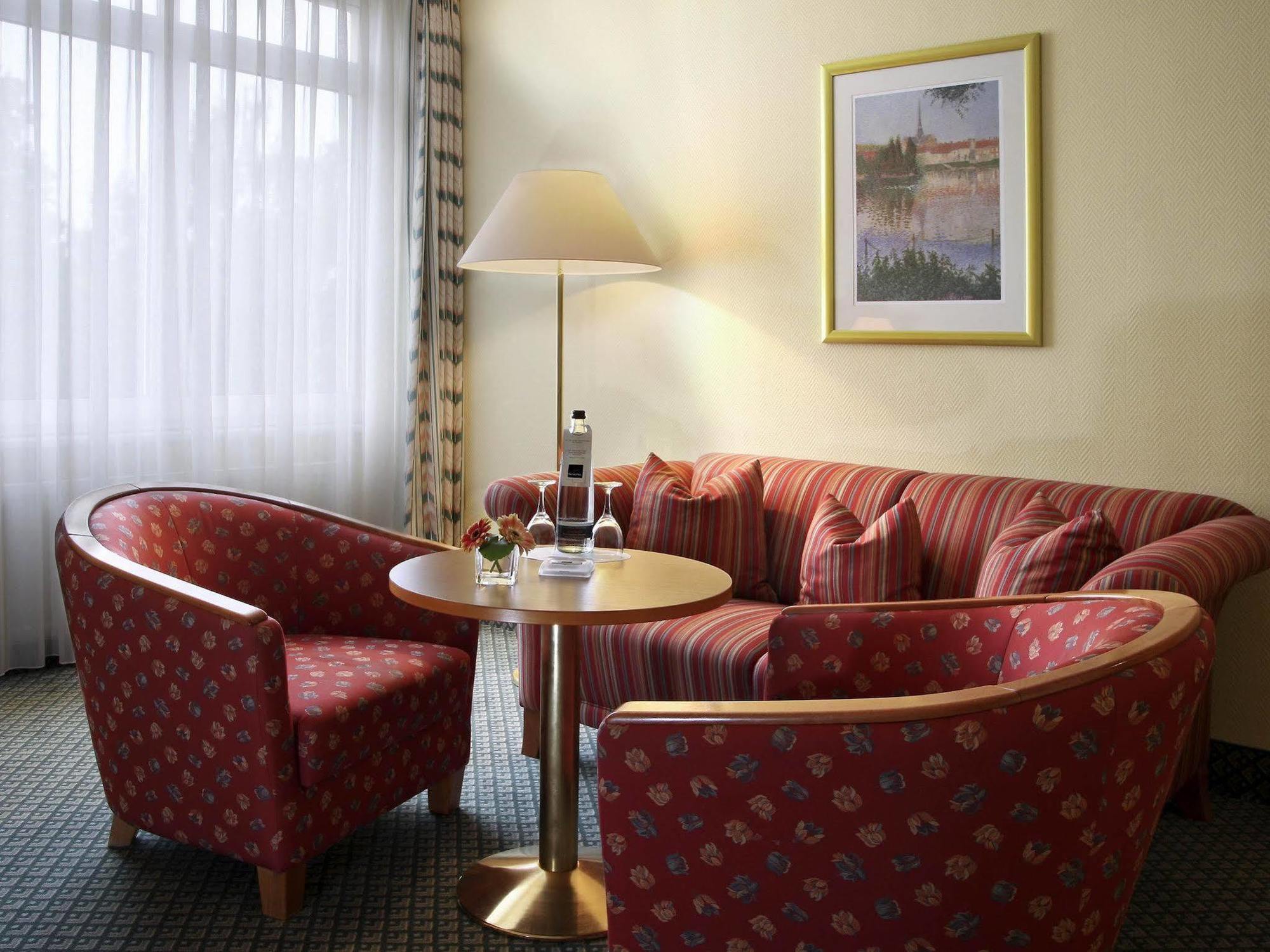 Victor'S Residenz-Hotel Gera Esterno foto